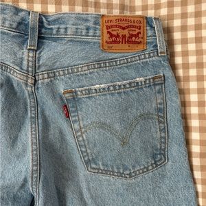 Levi’s 501 Women’s Jeans